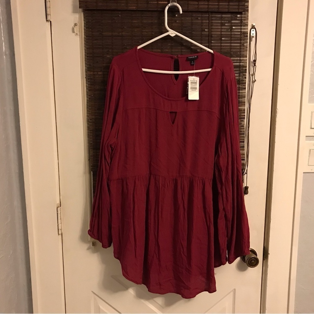 NWT Torrid Red Gauze Tunic Top